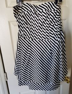 Torrid black and white strapless dress with peplum